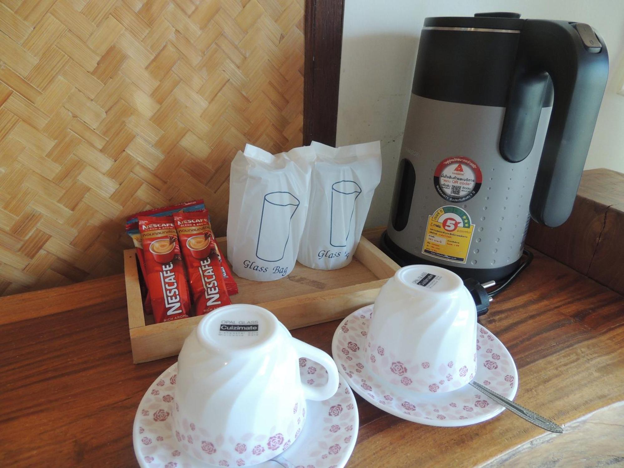 บ้านกลางเกาะ รีสอร์ท Uthai Thani Ngoại thất bức ảnh